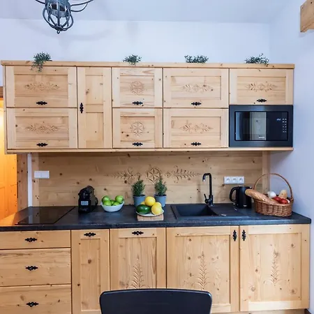 Udanypobyt Krzeptowki Potok Apartment *